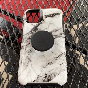 iPhone 11 otter box case
